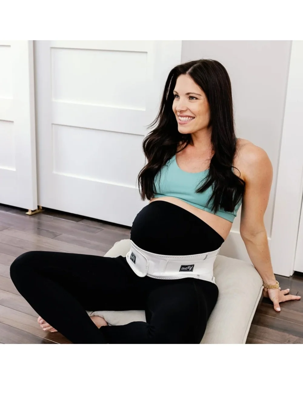 Motif Medical Pregnancy Back Brace – White NEW